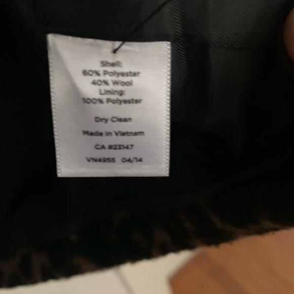 Talbots EUC leopard coat 14 $369 in current catalog! - Picture 3 of 3